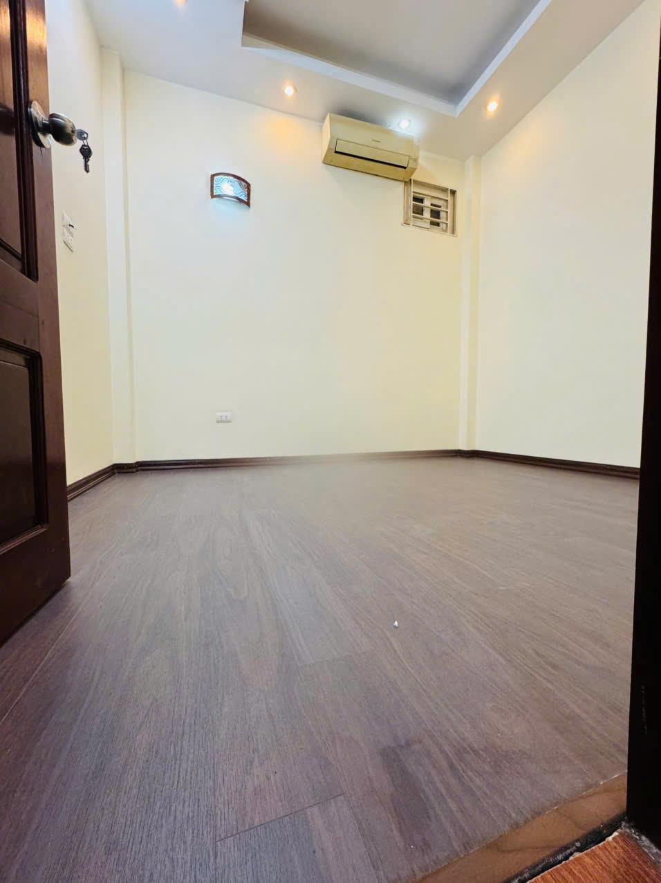 Cho thuê nhà ngõ 228 Tam Trinh, Mai Động, 40m2, 4 tầng, 5 ngủ, 11 Triệu - Ảnh 4